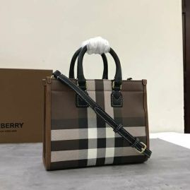 Picture of Burberry Lady Handbags _SKUfw114108492fw